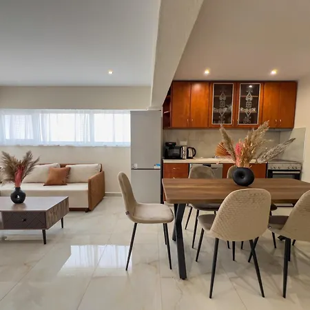 Loridis Lägenhet Prínos