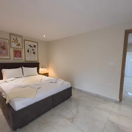 Loridis 公寓 Prínos