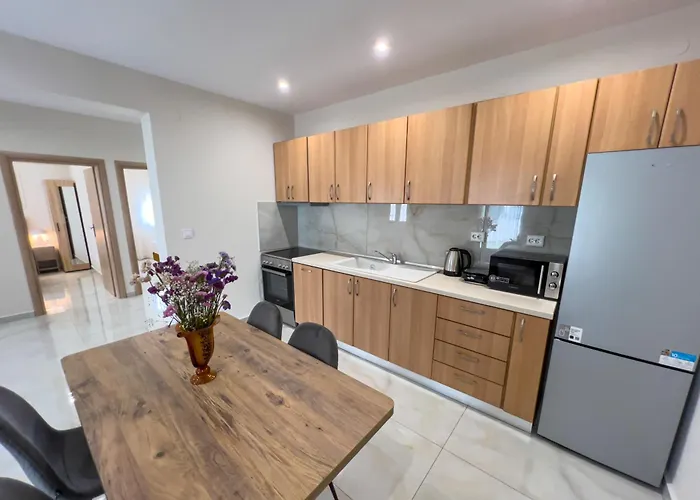 Loridis Apartament *